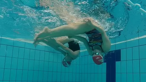 Learn the freestyle and backstroke flip turn