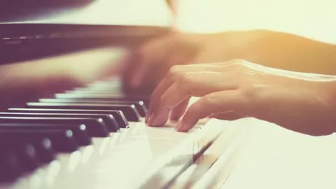 Get started making beautiful music with this 7 day course