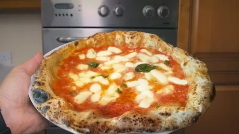 Neapolitan Pizza at home in 100 seconds. How to make and cooking it. Dough baking with sourdough or yeast. Best crust