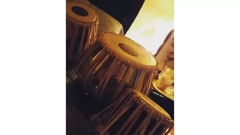 Learn Tabla at your ease achieving the confidence to start playing quickly without having to go anywhere.