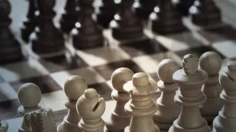 Learn everything you need to know to beat strong chess players