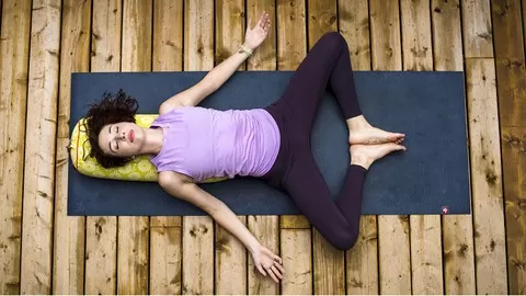 No more sleep issues! Simple yoga techniques for insomnia.