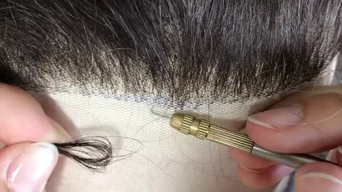 the way to ventilate hair on the lace fabric