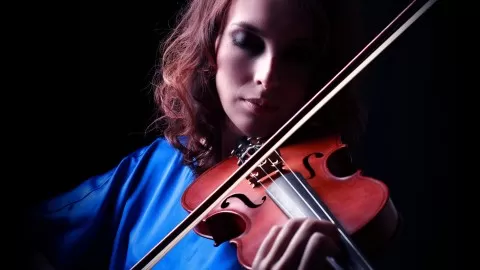 This course provides all the information needed for beginning violinists.