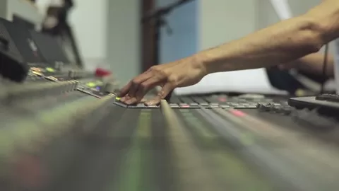 A Deep Look at The Art of Mixing
