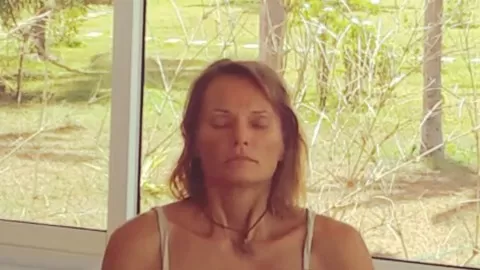 In this course we are rewiring our brain for self healing and the art of a life that is effortlessly flowing.
