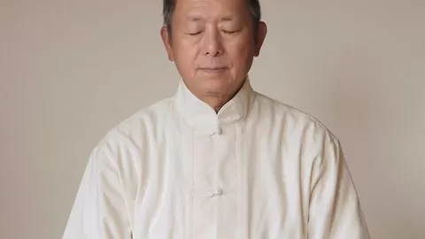 Step by step qigong meditation explained in detail by Master Yang