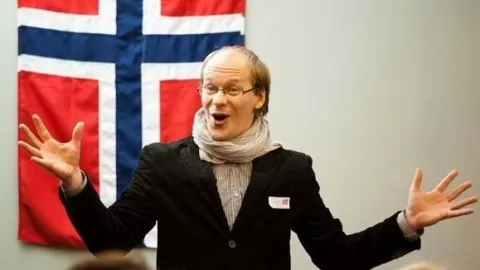 Learn the basics of Norwegian communication with good pronunciation from the very beginning.