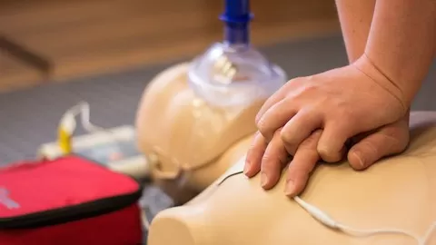 Learn the most important first aid fundamentals to keep your loved ones safe. A practical first aid course for anyone.