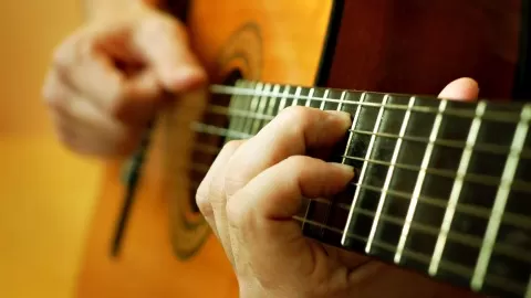 Learn how to play a classical guitar piece like a pro.