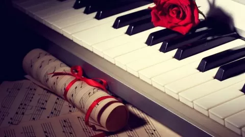 Learn to play piano using beautiful-sounding