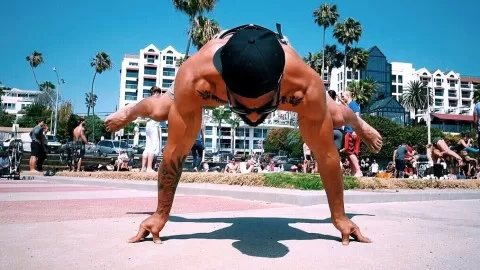 101 videos to help you master your body and develop supreme strength in elements from human flags to handstands...