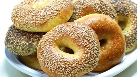 Take your bread baking skills to a new level with a variety of delicious sourdough and yeast bagels.
