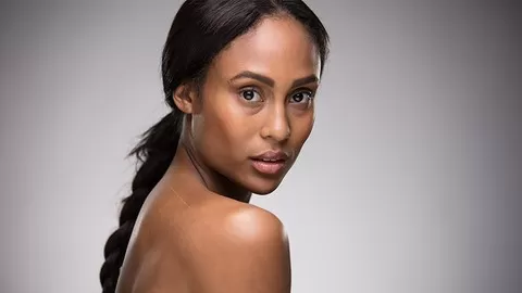 Get the high-end beauty look with a simple 1 or 2 light setup.