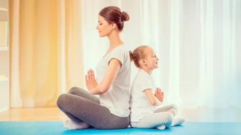 Learn simple children yoga exercises in 30 minutes!