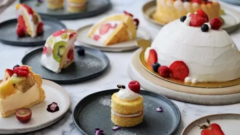 Learn how to make delicious cakes using soft and fluffy gluten-free sponge cakes.