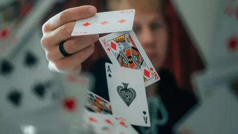 How to perform card tricks