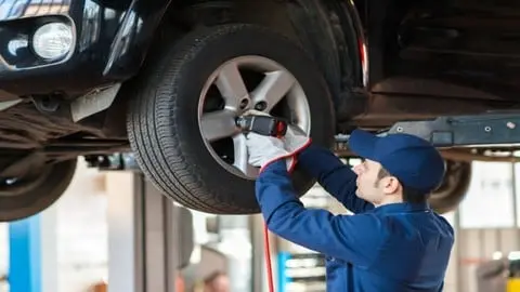 How to become car repairer